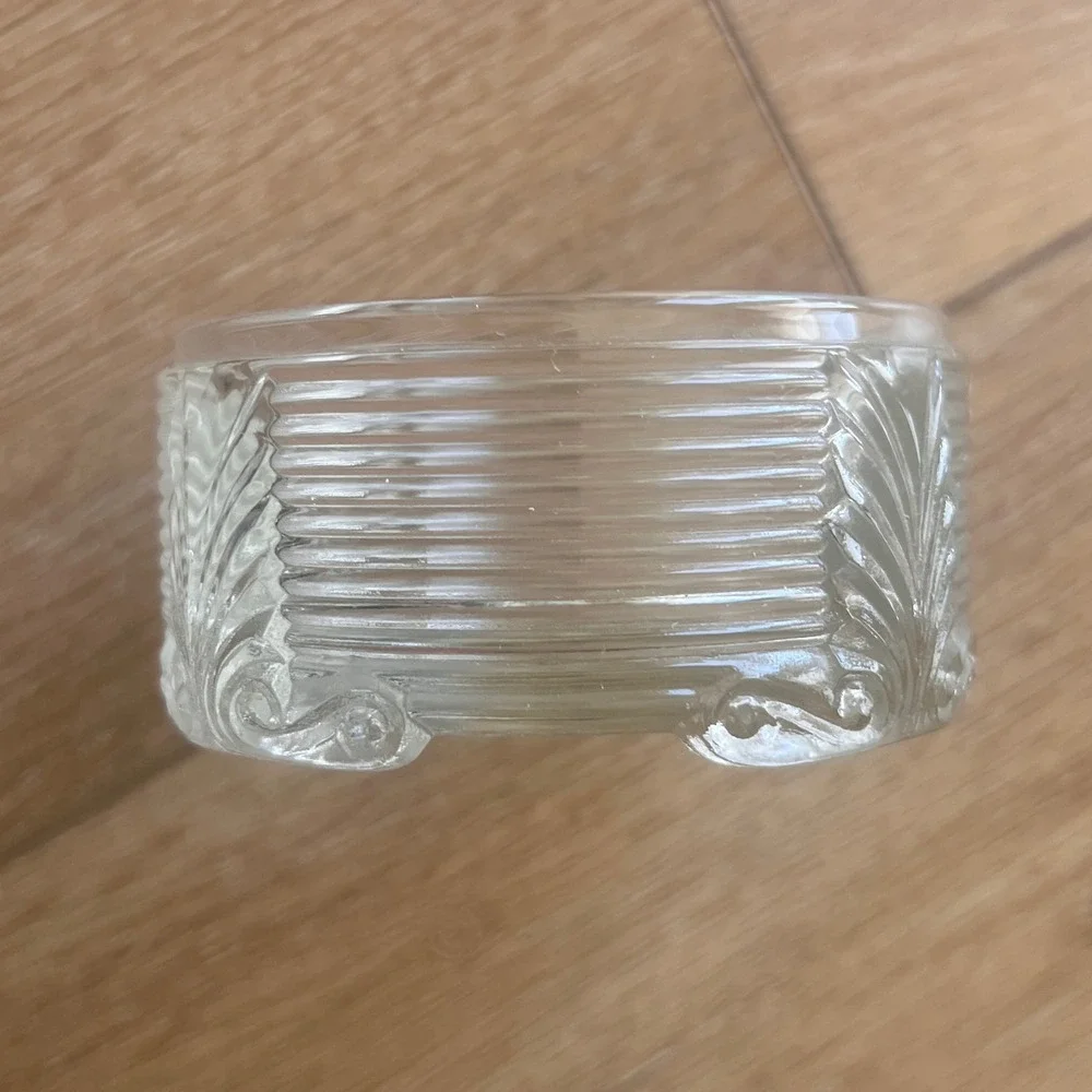 N/A vintage glass